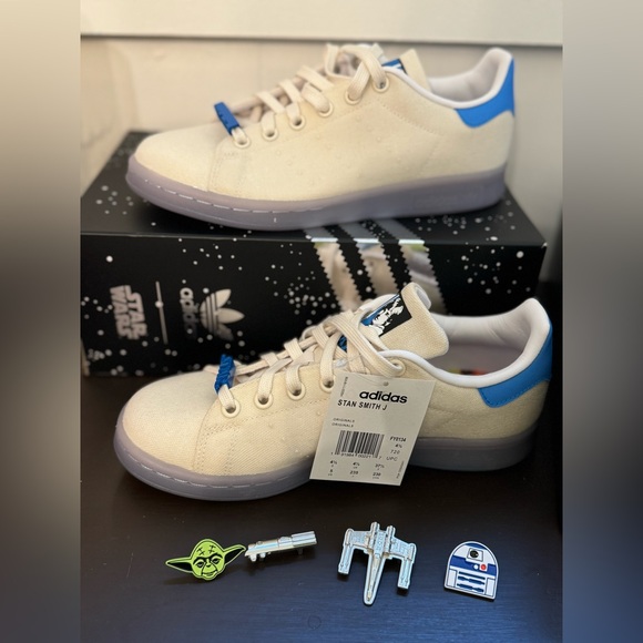 40th Anniversary Empire Strikes Back limited edition Adidas Stan Smith boys sz5 - Picture 7 of 7